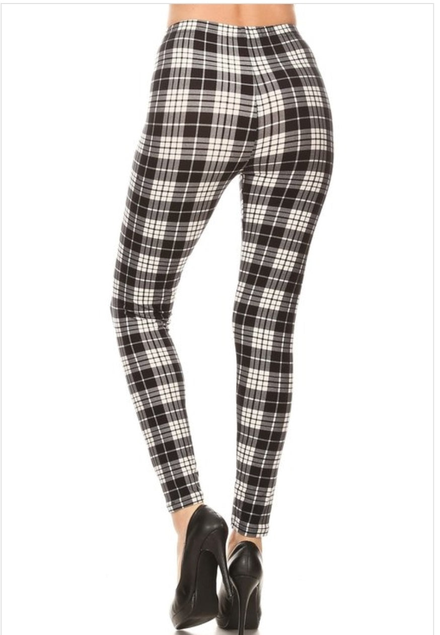 Black plaid legging