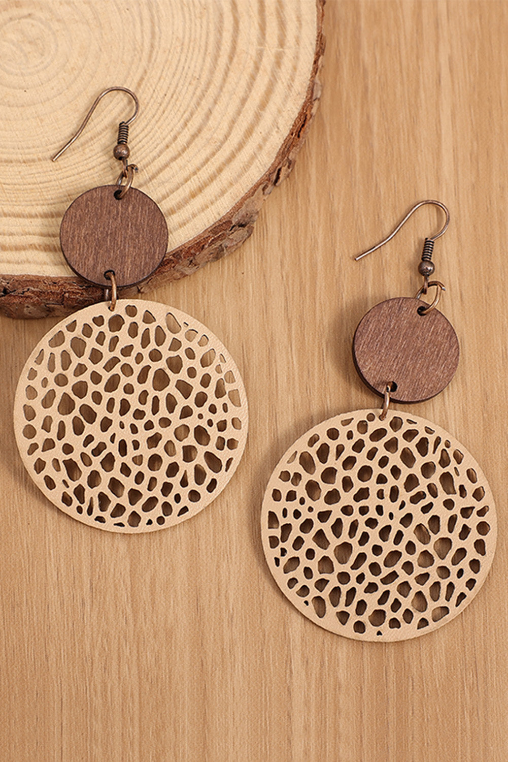 Khaki wooden round earrings